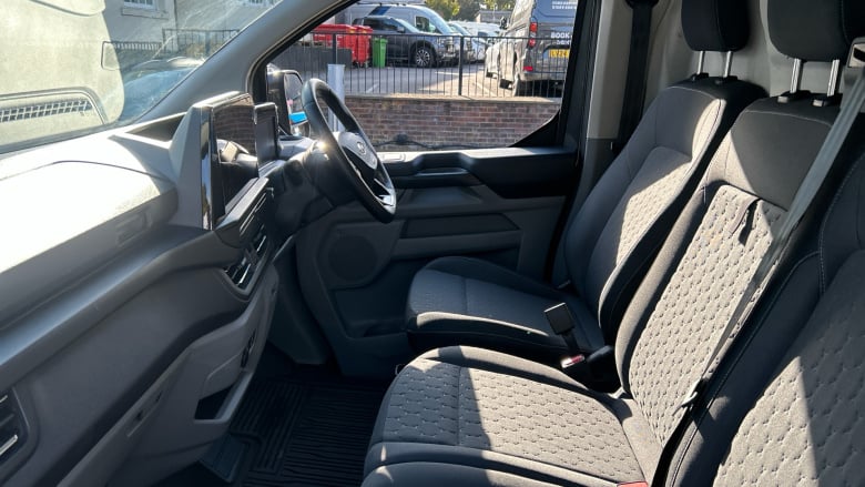 Ford Transit Custom 320 L1 Diesel Fwd 2.0 EcoBlue 170ps H1 Van Limited Auto